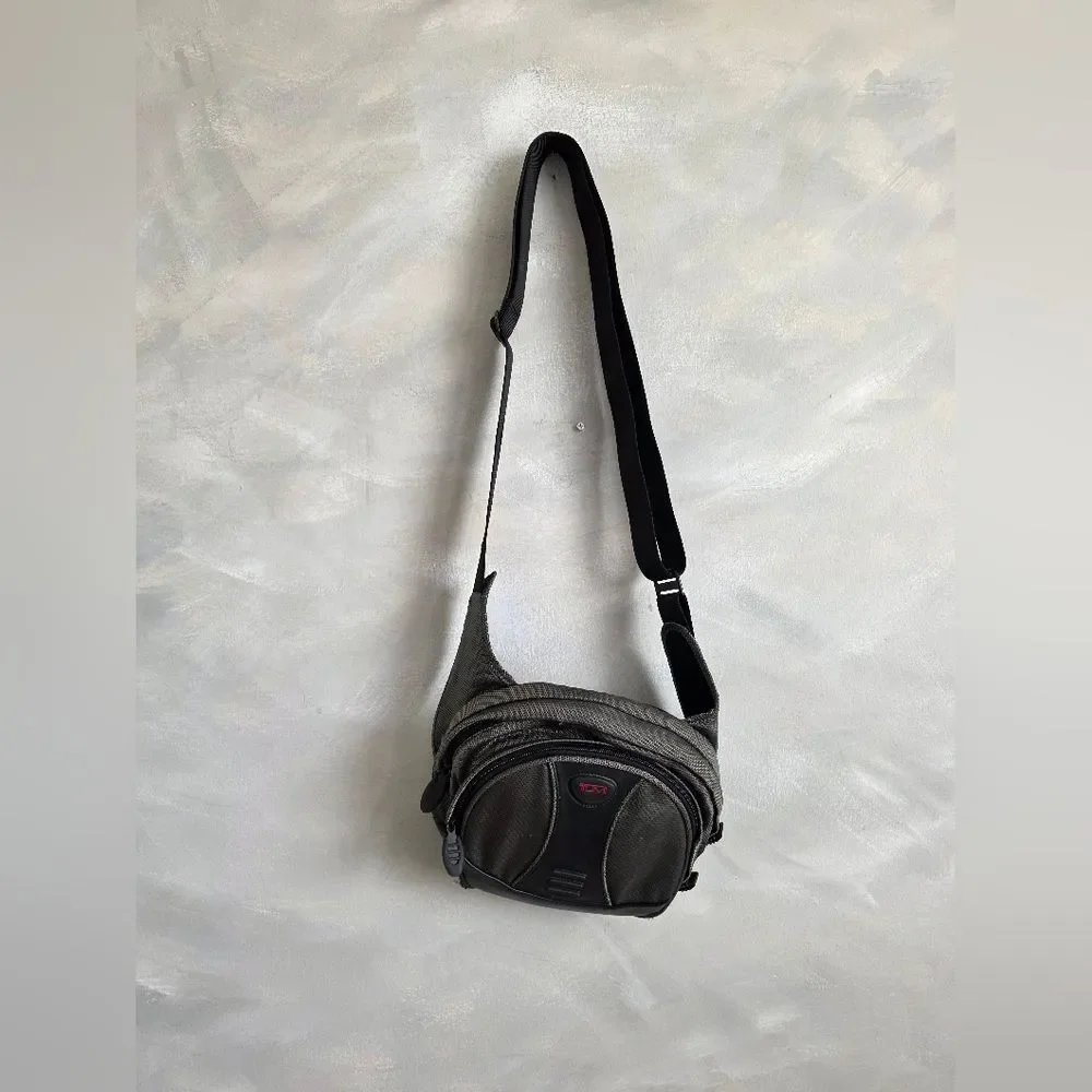 Tumi Green & Black Side Crossbody Bag 10.5x9.5x3.5